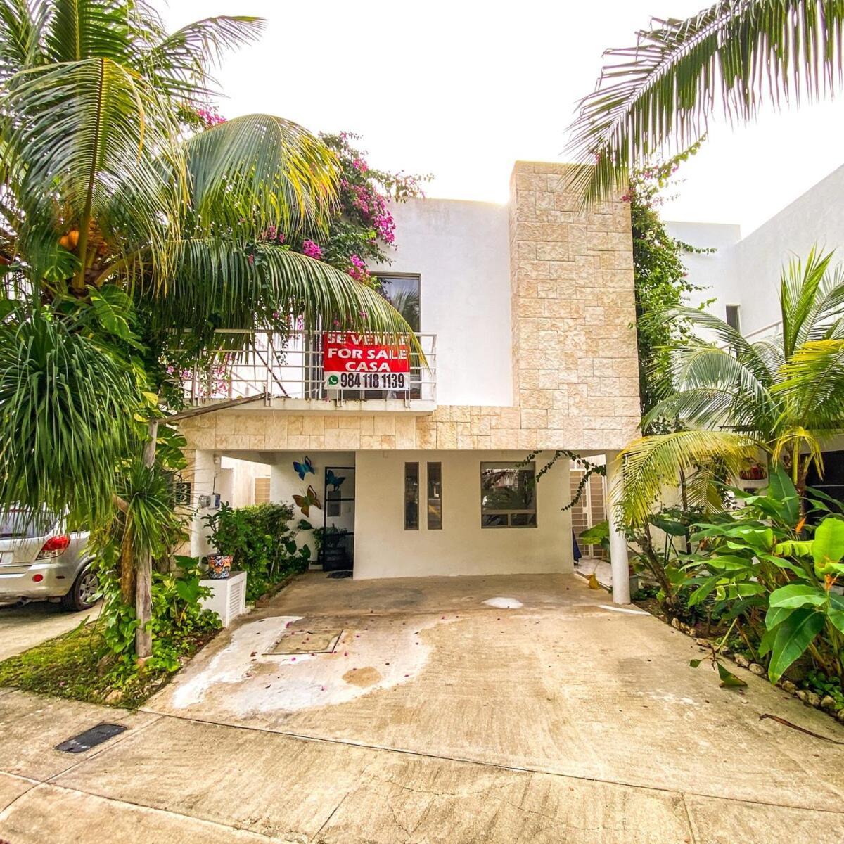 Casa Moorea - Pools & Gym Playa del Carmen